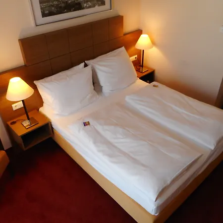 Hotel Western 3*