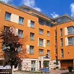 Western Hotel 3*