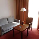 Western Hotel 3*