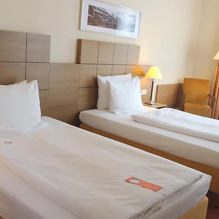 Hotell Western 3*