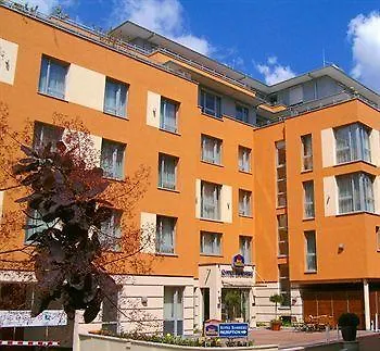 Western Ξενοδοχείο 3*