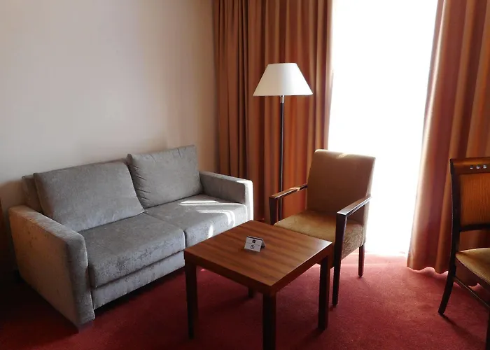 Western Hotel 3*